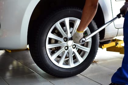 La presión incorrecta en las ruedas puede provocar inestabilidad o vibraciones