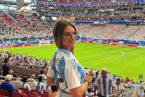 Agustina Gandolfo, la mujer de Lautaro Martínez, mostró cómo alentó a la Argentina frente a Canadá