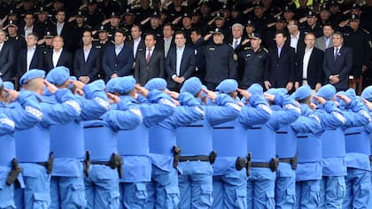 La primera camada de policías locales bonaerenses egresados tras nueve meses de formación