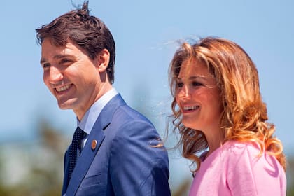 La primera dama canadiense, Sophie Gregoire Trudeau, fue examinada para Covid-19 y el examen dio positivo