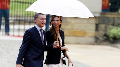 La primera dama Juliana Awada tuvo ayer una agenda paralela a la de su marido en su paso por Colombia