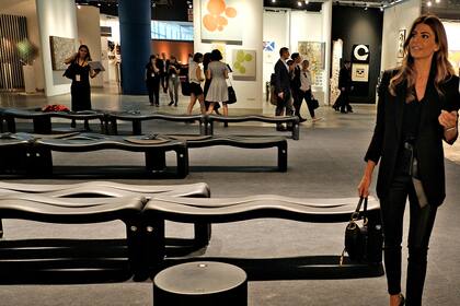 Aficionada al arte, Awada recorrió varias galerías