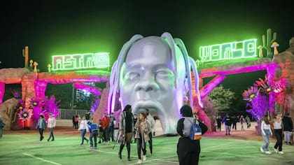 La primera entrega de una serie de documentales que irá estrenando la plataforma a lo largo de los próximos meses explora la tragedia de Astroworld, la tercera edición del festival musical celebrado en Huston en 2021.