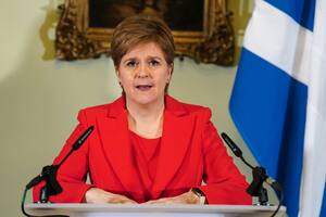 Sorpresiva renuncia de la primera ministra de Escocia: “Nadie debe ser dominante en un sistema mucho tiempo”