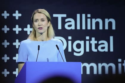 La primera ministra estonia, Kaja Kallas, habla durante la ceremonia de apertura de la Cumbre Digital de Tallin 2023, Estonia, el martes 5 de septiembre de 2023.