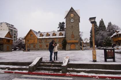 La primera nevada del año en Bariloche en plena cuarentena