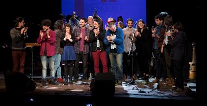 La primera presentación de Luz al instante, en el C. C. Recoleta