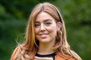 La princesa Alexia comenzará sus estudios universitarios en Londres y su look captó la atención de todos (Foto: Instagram @patrickvkatwijk)