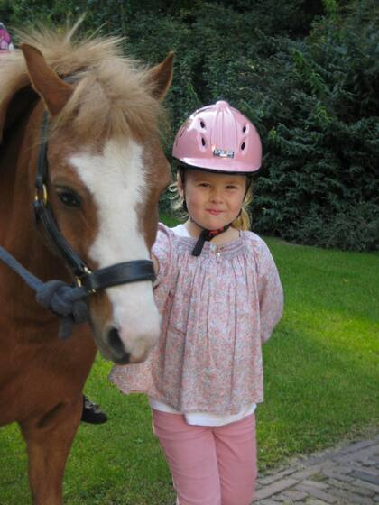 La princesa Amalia cultiva su pasión por la equitación desde muy chica