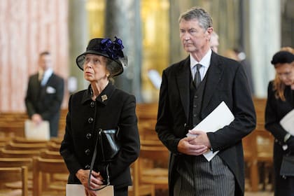 La princesa Ana junto a su marido, el
vicealmirante Sir Timothy Laurence