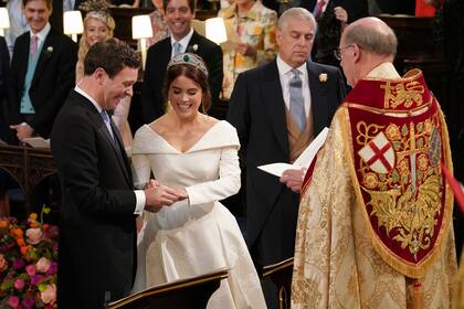 La Princesa Eugenie y Jack Brooksbank dieron el si en la Capilla St Georges en Windsor