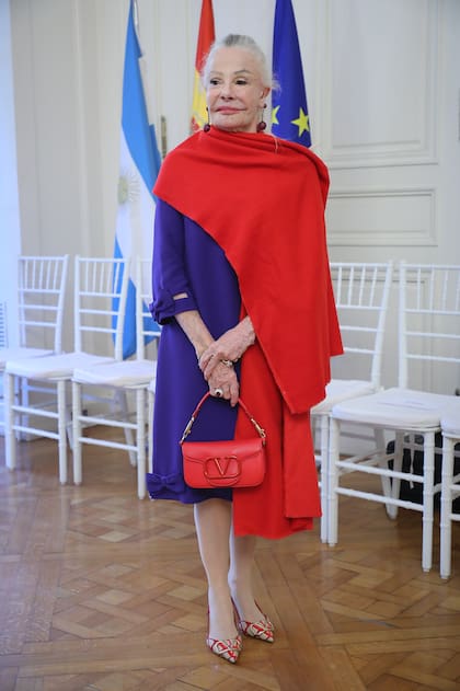 La princesa Lætitia d'Arenberg fue una de las invitadas a la presentación de Gabriel Lage y del diseñador Roberto Diz en la embajada de España 