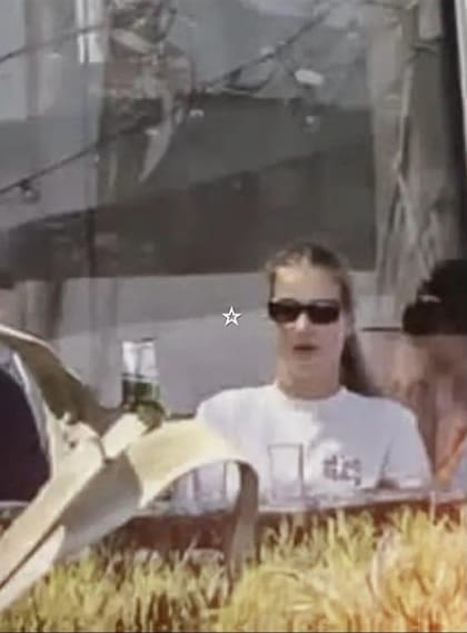 La princesa Leonor almorzó en un parador de la playa