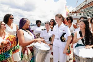 La princesa Leonor, durante la parada en Salvador de Bahía