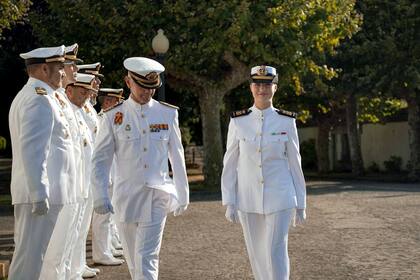 La Princesa Leonor ingresa en la Escuela Naval Militar de Marín