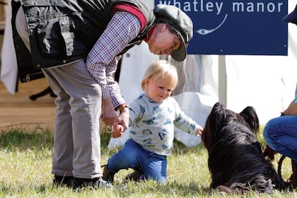 La princesa real –un título que su madre, la Reina, le otorgó en 1987— con su nieta, Mia Tindall, en Whatley Manor International Horse Trials, en Gatcombe Park, en 2015