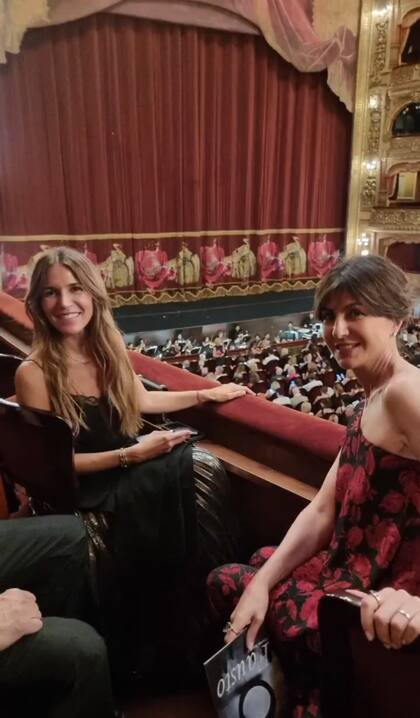 La productora Victoria Miranda y la diseñadora Evangelina Bomparola