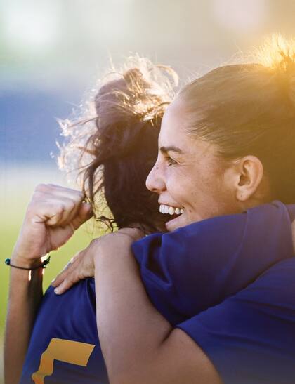 La profesionalización del fútbol femenino, a partir del anuncio de la AFA, es el principio de un camino para dejar atrás años de discriminación en el deporte más popular. Para las chicas, la lucha recién comienza