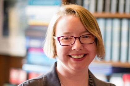 La profesora Anne Davies dice que las empresas deben estudiar de cerca qué tan bien está trabajando el personal desde casa