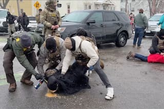 Un almacén abandonado será un nuevo centro de detención de migrantes