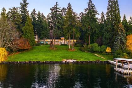 La propiedad cuenta con un frente de 90 metros de largo (Page Six)