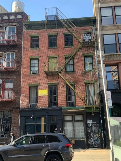 La propiedad de Andy Warhol antes de la subasta de 2023 y su puesta en valor