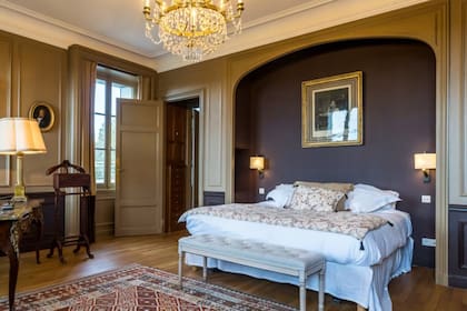 La propiedad, llamada La Richardière, cuenta con 12 habitaciones para alojarse