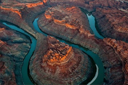 La propuesta busca preservar millones de acres-pies del Río Colorado para garantizar el suministro del agua para las familias de Arizona, California y Nevada