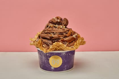 La propuesta de Goodstën innova en sabores, pero también en presentación. Como el chocoloco, con helado de chocolate, Milka Leger, salsa de chocolate y almendras.