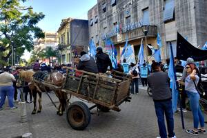 La oposición denunció presiones del MTE de Grabois para acceder al reciclado de basura