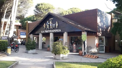 La Proveeduría, un tradicional supermercado de Cariló