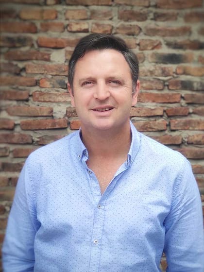 "La psiquiatría me motivó a encontrarle un sentido más trascendental al emprendimiento. Descubrí Sistema B y el concepto de Empresas de Triple Impacto. Hoy somos el único catering de Argentina Certificado como Empresa de Triple Impacto".