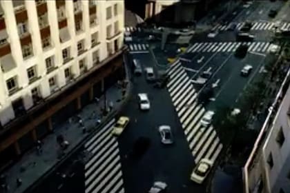 La publicidad de Bridgestone para Estados Unidos se filmó en Diagonal Norte y Suipacha