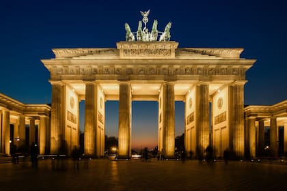 Berlín: la cultura de clubes y las exhibiciones de arte moderno mantuvieron la vitalidad de la capital alemana.