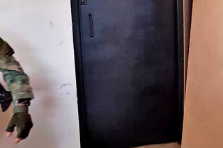 Allanaron la casa del mano derecha de Balcedo y encontraron un arsenal