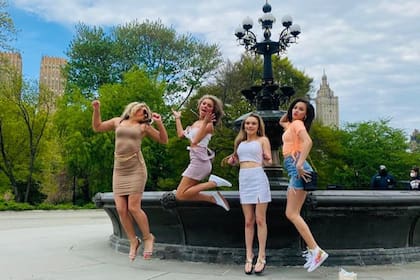 La Pulitzer Fountain del Plaza Hotel quedó ligada a una escena de amistad