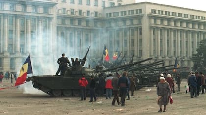 La que se conocería luego como la revolución rumana comenzó en la localidad de Timisoara y se extendió a Bucarest, capital de Rumania