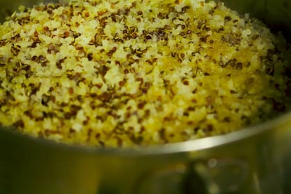La quinoa puede cocinarse de diversas maneras