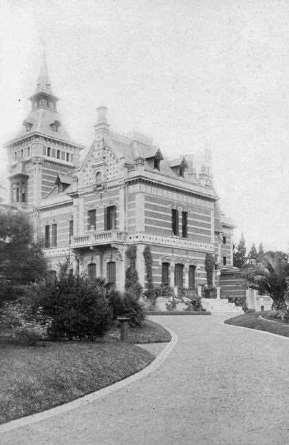 La quinta de Bouwer ya siendo Villa Mihanovich,circa-1900.