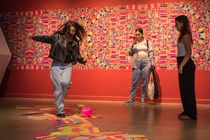 La Rayuela de Marta Minujín, uno de los "hits" de la muestra