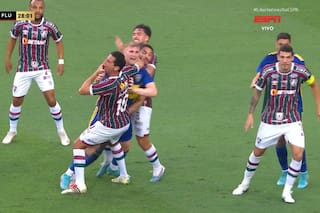 La agresión de un jugador de Boca que pudo terminar en expulsión