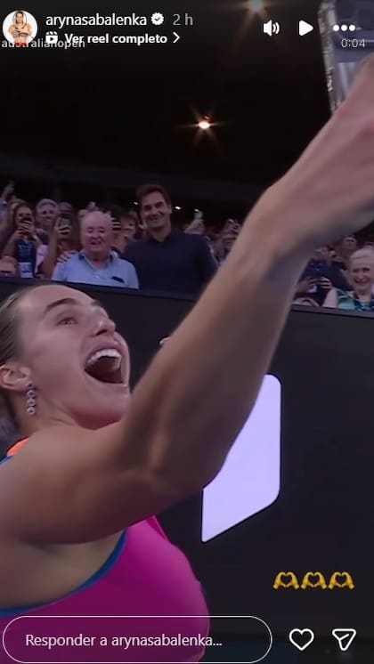 La reacción de la tenista bielorrusa ante la presencia de las dos leyendas del tenis