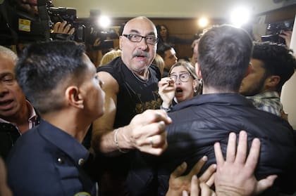 Caos en la sala de audiencias al escuchar la sentencia