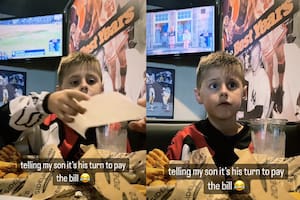 Le dijo a su hijo que no tenía dinero para pagar la cuenta y su reacción impactó a todos