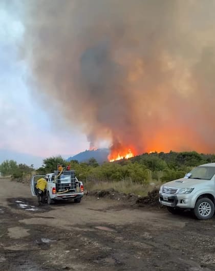 La reactivación del fuego en cercanías de la ruta 71.