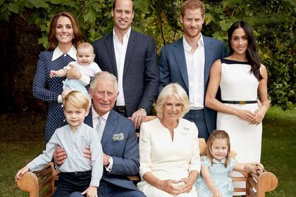 La realeza británica afronta tiempos turbulentos, en medio de escándalos y entredichos entre los integrantes de la familia