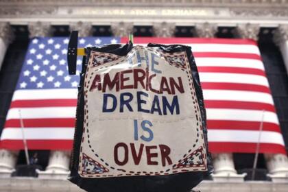 La realidad del "sueño americano" es cada vez más cuestionada, sobre todo por parte de las generaciones más jóvenes (Reuters)