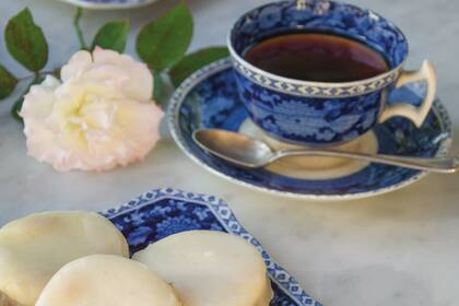 La receta de los alfajores para el té hecha hoy