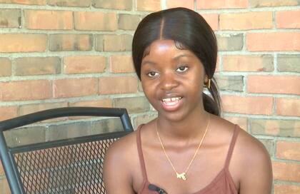 La recién egresada dijo que no fue un camino sencillo, pero que luchó para conseguir graduarse con honores