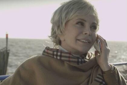 ¿La reconocieron? Es Graciela Alfano con pelo cortito